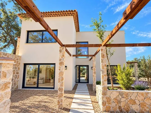 Maison 4 pièces 137 m²