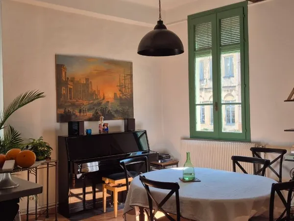 Écusson appartement au calme