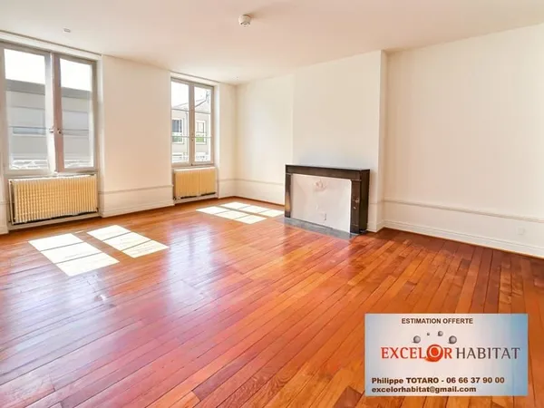 Appartement, 5 pièces, MACON