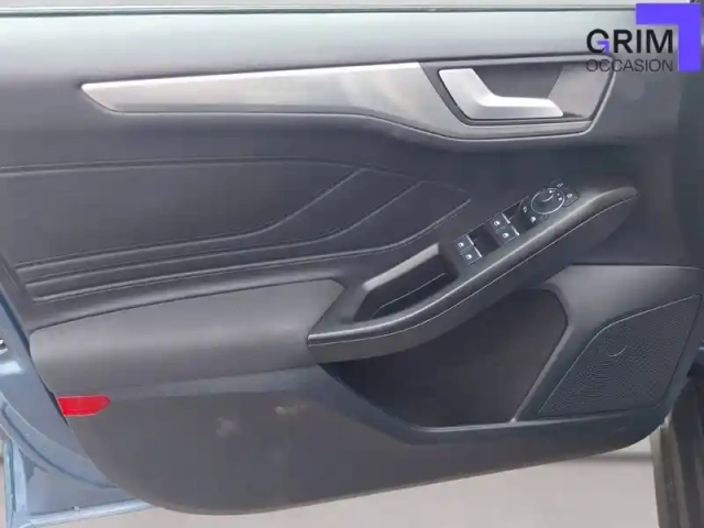 Ford Focus sw 1.0 ecoboost 125 s&amp;s mhev — photo 22