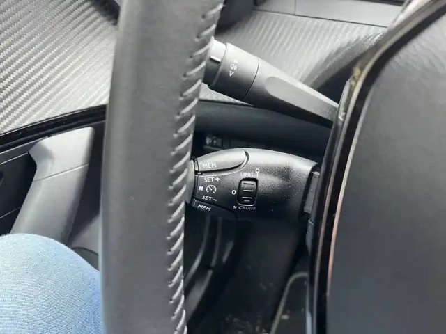 Peugeot 2008 100 s&amp;s bvm6 — photo 20