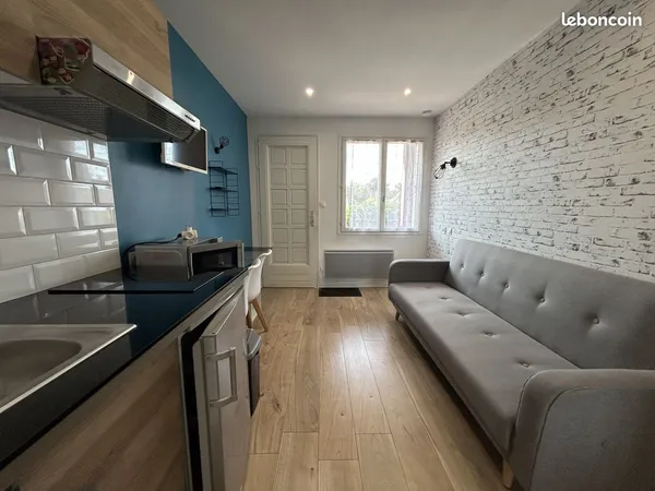 Studio 1 pièce 14 m²