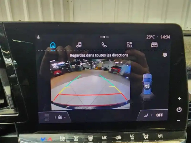 Renault Megane e-tech ev60 220 ch super charge — photo 22