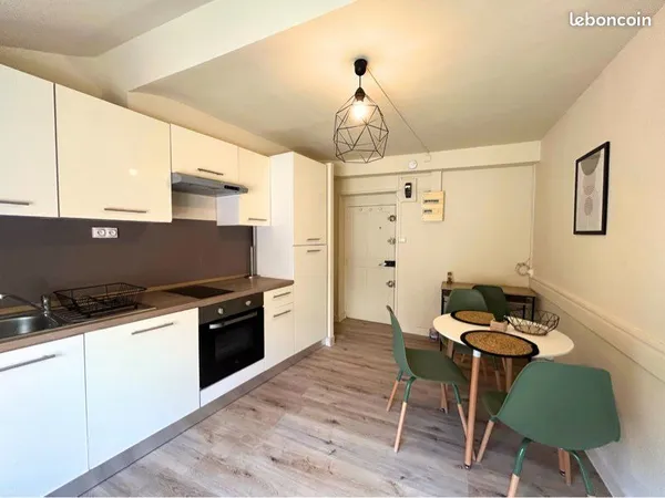 Superbe appartement de 36 m² - Centre historique de Vienne - Rénové