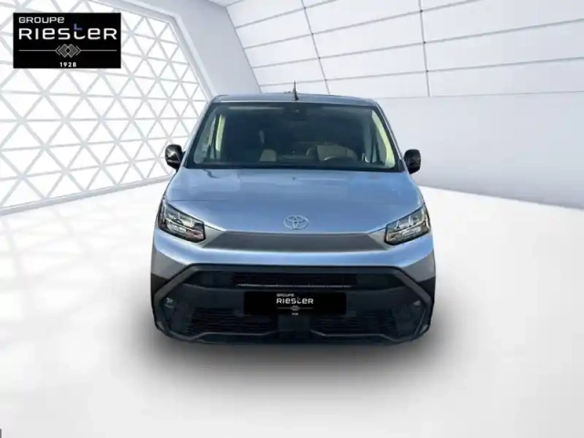 Toyota Proace city medium 1.5l 130 d-4d bva — photo 30