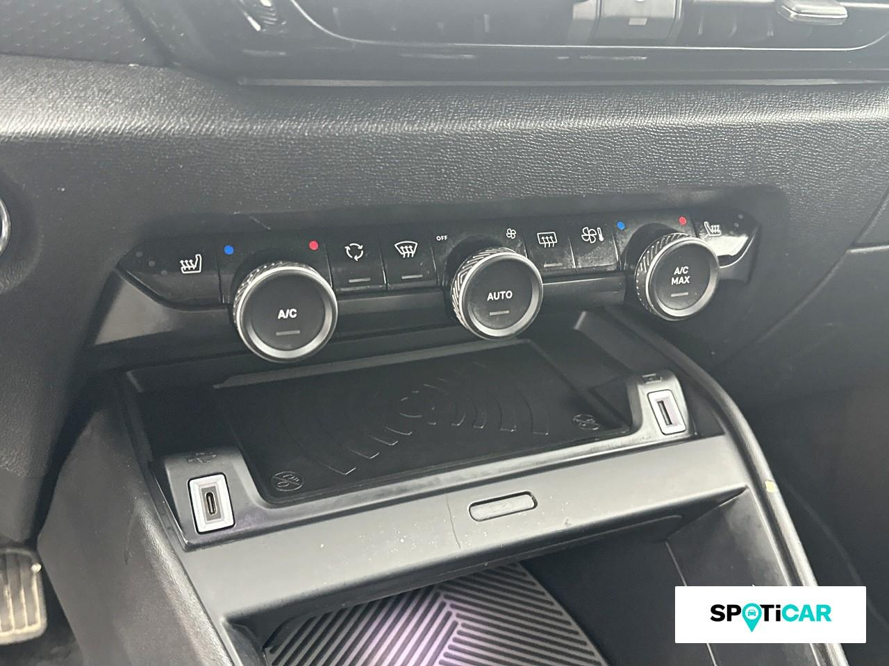 Citroën C4 puretech 155ch s&s shine pack eat8 — photo 15