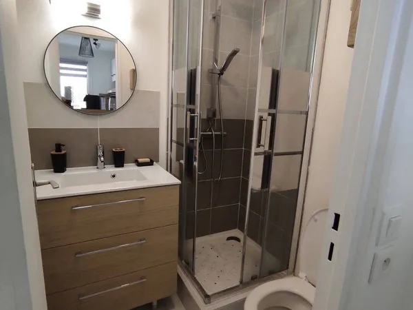 Studio 1 pièce 28 m²