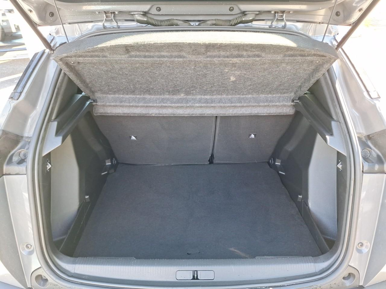 Peugeot 2008 1.2 puretech 100ch s&s active — photo 6