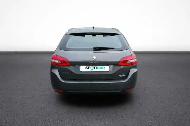 Peugeot 308 sw puretech 130ch s&amp;s bvm6 — photo 17