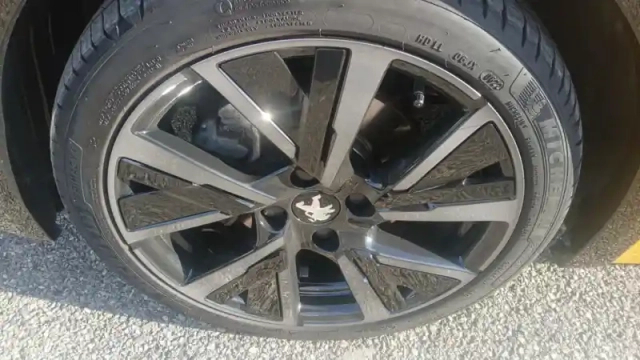 Peugeot 208 puretech 130 s&amp;s eat8 — photo 12
