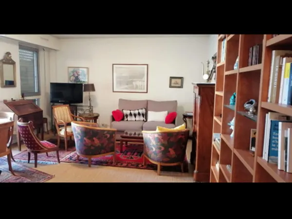 Appartement T2/T3 56 m2 rue d'Alleray Paris XVème