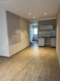 Grand studio traversant CV Beaune