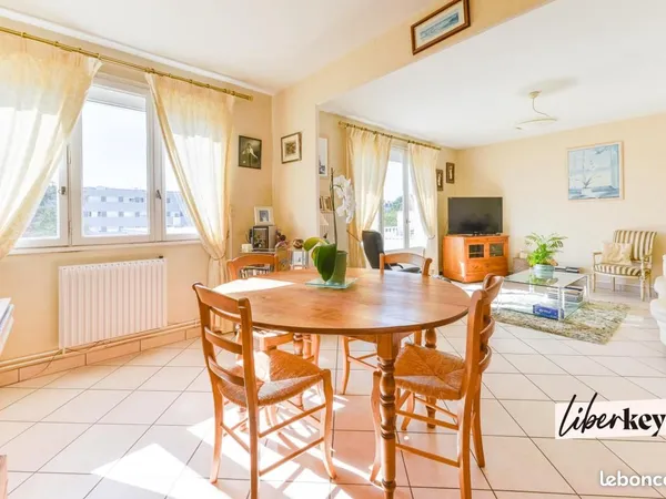 Appartement 4 pièces 77 m²