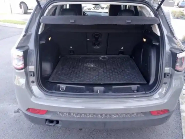 Jeep Compass 1.3 turbo t4 240ch phev 4xe trailhawk at6 eawd — photo 29