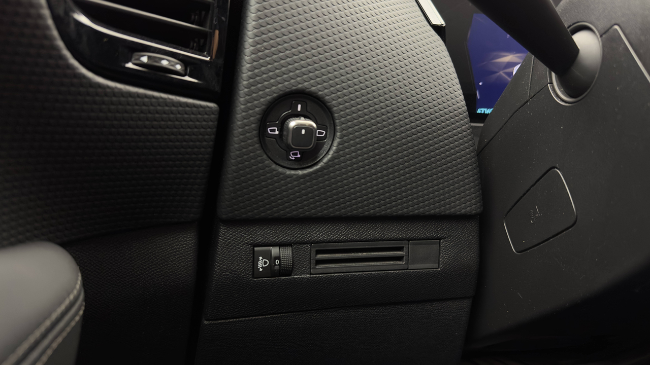 DS 4 Hybride 136 e-DCT6 — photo 21