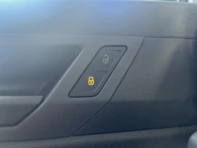 Ford Tourneo Connect 1.5 ecoboost 150ch phev trend bva6 — photo 20