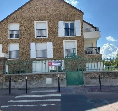 A LOUER T3 NEUF à NEAUPHLE LE CHATEAU - Résidence Agatha