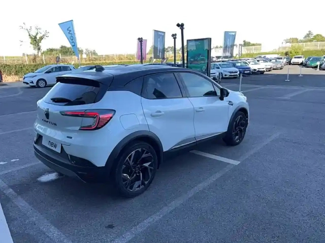 Renault Captur e-tech full hybrid 145 ch — photo 20