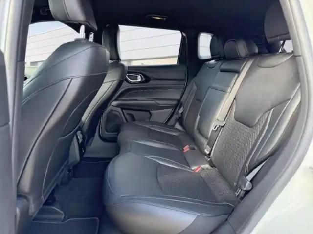 Jeep Compass 1.3 turbo t4 190ch phev 4xe 80th anniversary at6 eawd — photo 10