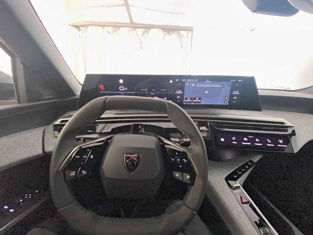 Peugeot 3008 hybrid 145 e-dcs6 allure — photo 12