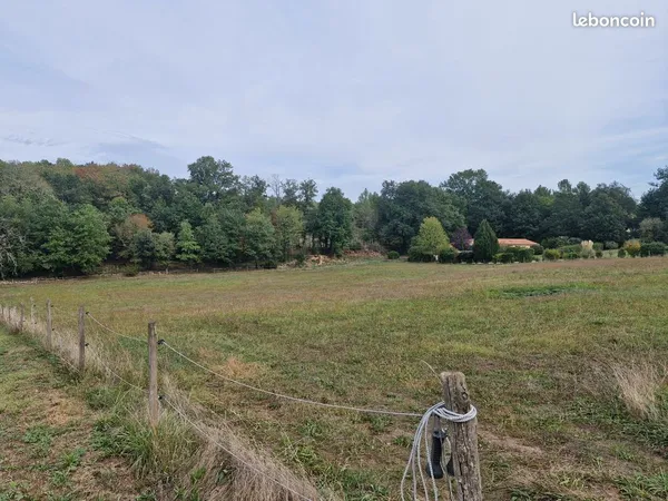 Terrain constructible à 10 min de Sarlat
