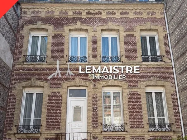 Maison 9 pièces 174 m²