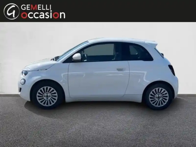 Fiat 500 e 95ch action plus berline  my22 23.8 kwh — photo 2