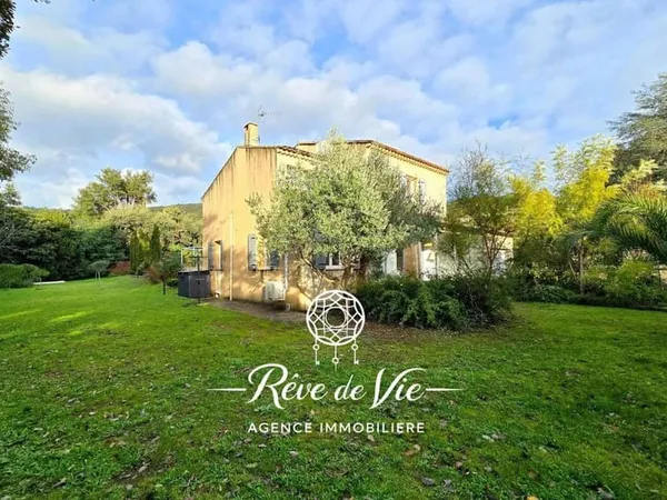 Maison 8 pièces 125 m²