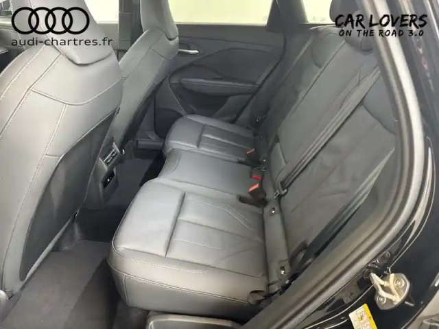 Audi Q3 e-hybrid 272 ch s tronic 6 — photo 22