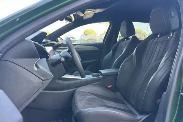 Peugeot 308 puretech 130ch s&amp;s eat8 — photo 10