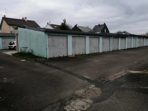 Stationnement Location Nantes 88€