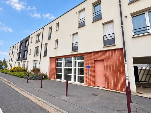 Studio 1 pièce 30 m²