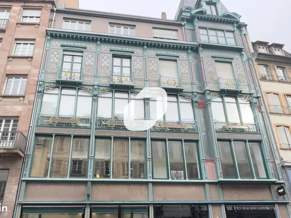 Bureaux 251 m²
