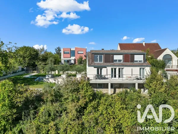 Maison 6 pièces 163 m²