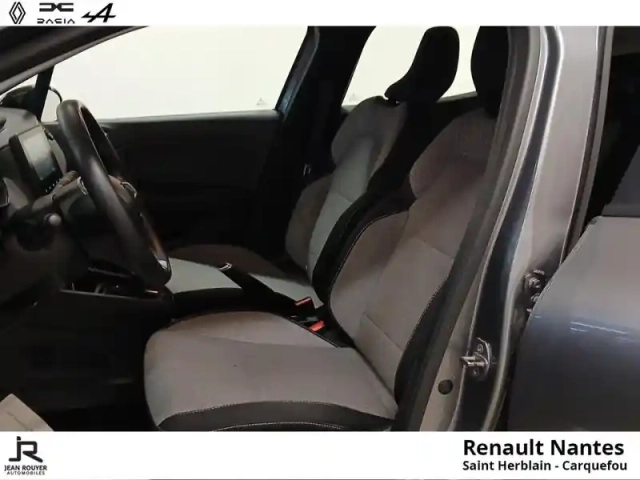 Renault Clio 1.0 tce 90ch evolution — photo 26