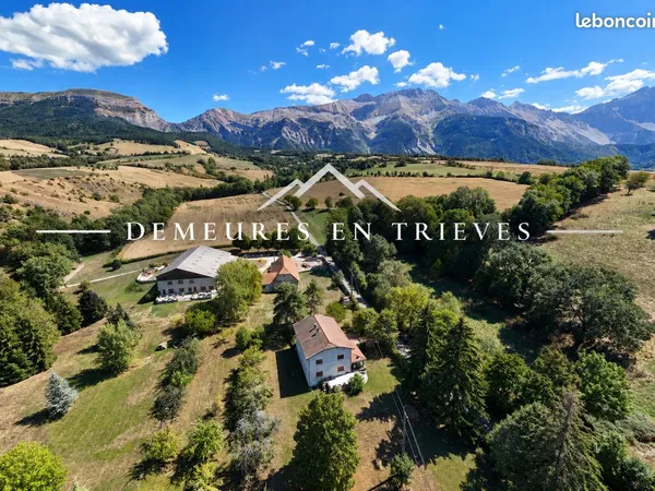 Maison 9 pièces 190 m²