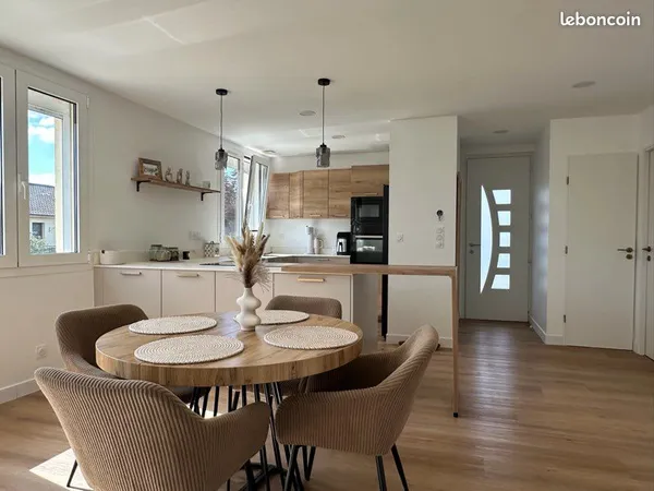 Maison entièrement rénovée - 100 m² - Jardin - RER C à 5 min à pied