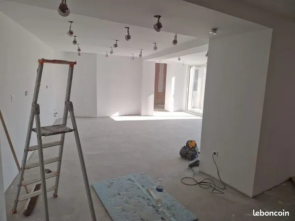 Commerce Location Wizernes  150m² 1000€