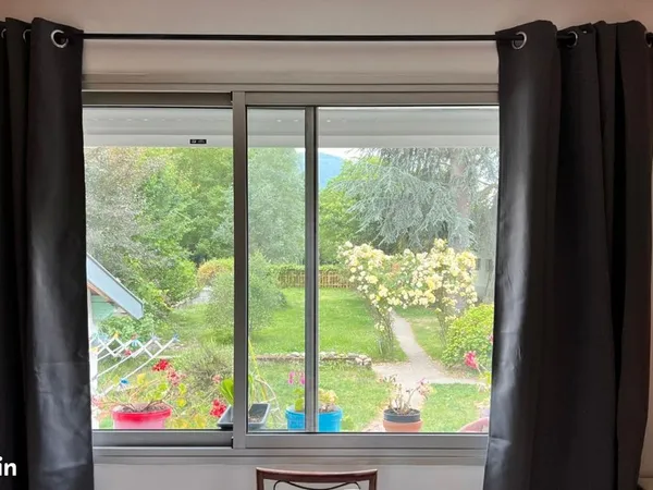 A vendre Maison 1930 avec grand verger 2000 mètres carrés