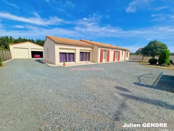 MAISON PLAIN-PIED DE 159 M2 AVEC GRAND GARAGE SUR PARCELLE DE 1263 M2