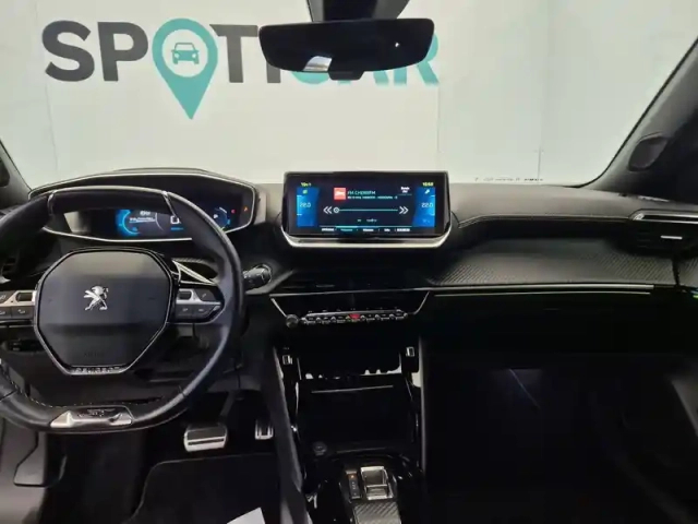Peugeot 2008 electrique 136 ch — photo 32