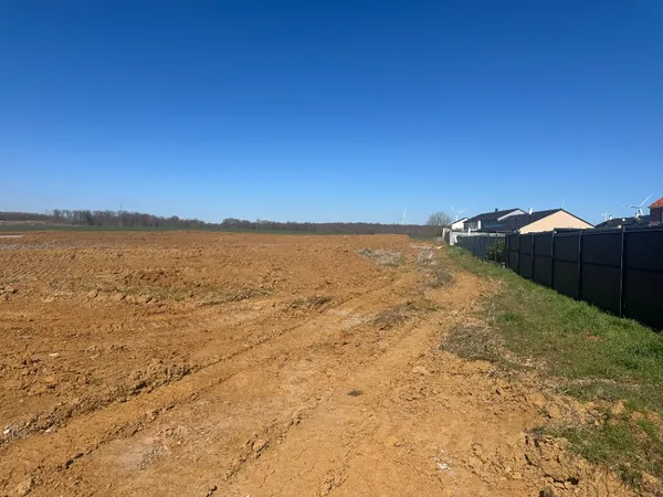 Terrain en individuel 600 m²