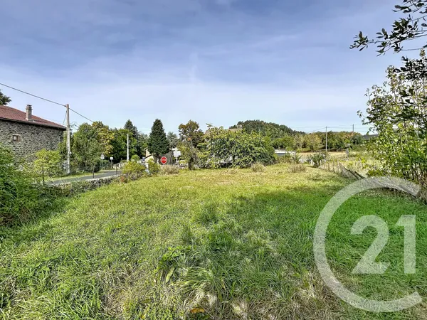 Terrain 413 m²