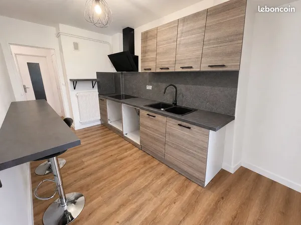 A louer T3 77M² Fagnières 750 cc