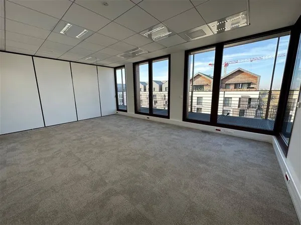 Bureau 32 m²