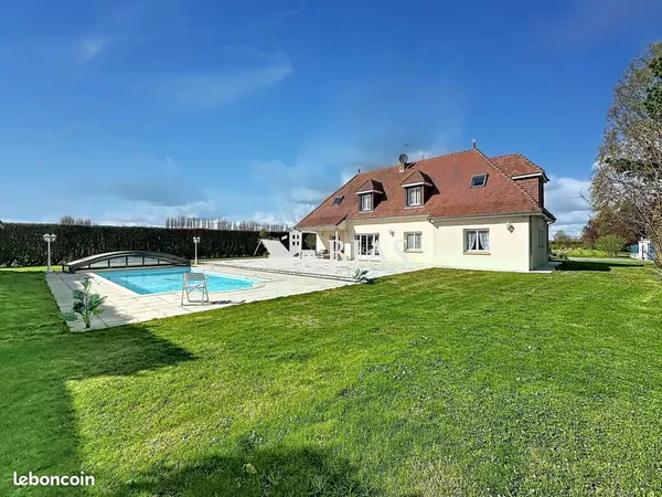 Propriété 12 pièces 349 m²
