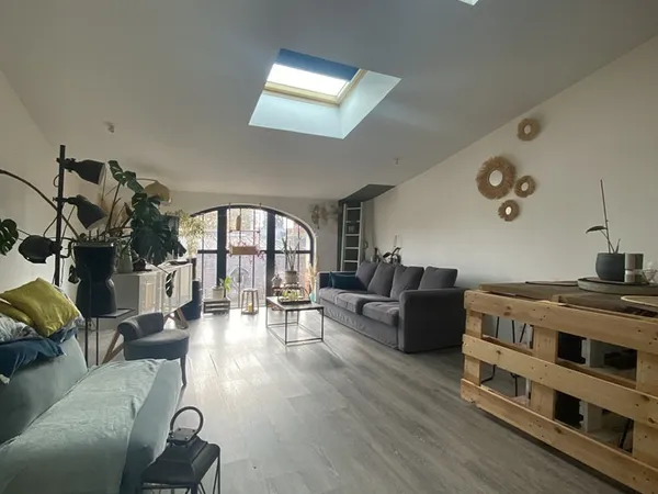 APPARTEMENT EN DUPLEX DE TYPE F4