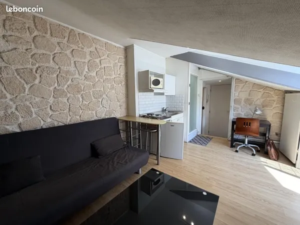 Studio 1 pièce 22 m²