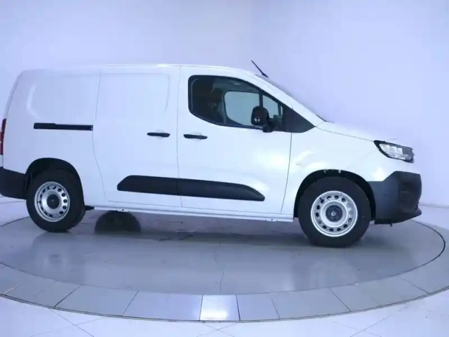 Peugeot Partner fourgon xl 950 kg bluehdi 130 s&amp;s bvm6 — photo 36