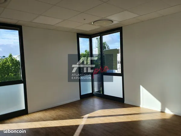 Bureaux 33 m² SAINT NAZAIRE